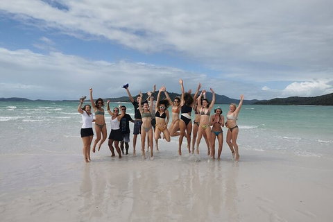 2-Night Whitsundays Sailing Cruise Incl. Whitehaven Beach & Great Barrier Reef - Accommodation Brunswick Heads 4