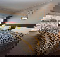 3-Day Uluru-Kata Tjuta and Kings Canyon 4WD Small-Group Eco-Tour from Alice Springs - Accommodation Brunswick Heads