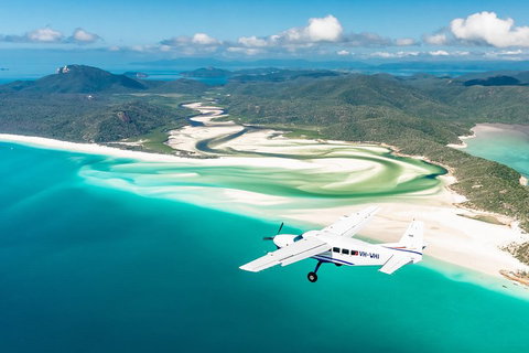 Scenic Flight - Great Barrier Reef, Heart Reef, Whitehaven Beach & Hill Inlet! - Accommodation Brunswick Heads 5