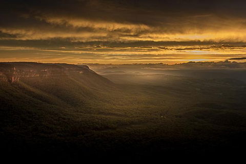 Blue Mountains Small Group Tour Enjoy A Sleep In, Waterfalls, Sunset & Dinner - Accommodation Brunswick Heads 3