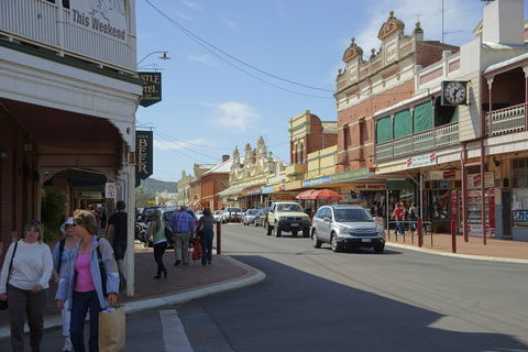 Wave Rock, York, Wildflowers, And Aboriginal Cultural Day Tour From Perth - Accommodation Brunswick Heads 1