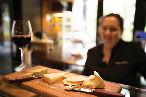 Yarra Valley 2-6 Guests With Lunch And Gin Tasting At Four Pillars - Accommodation Brunswick Heads 4